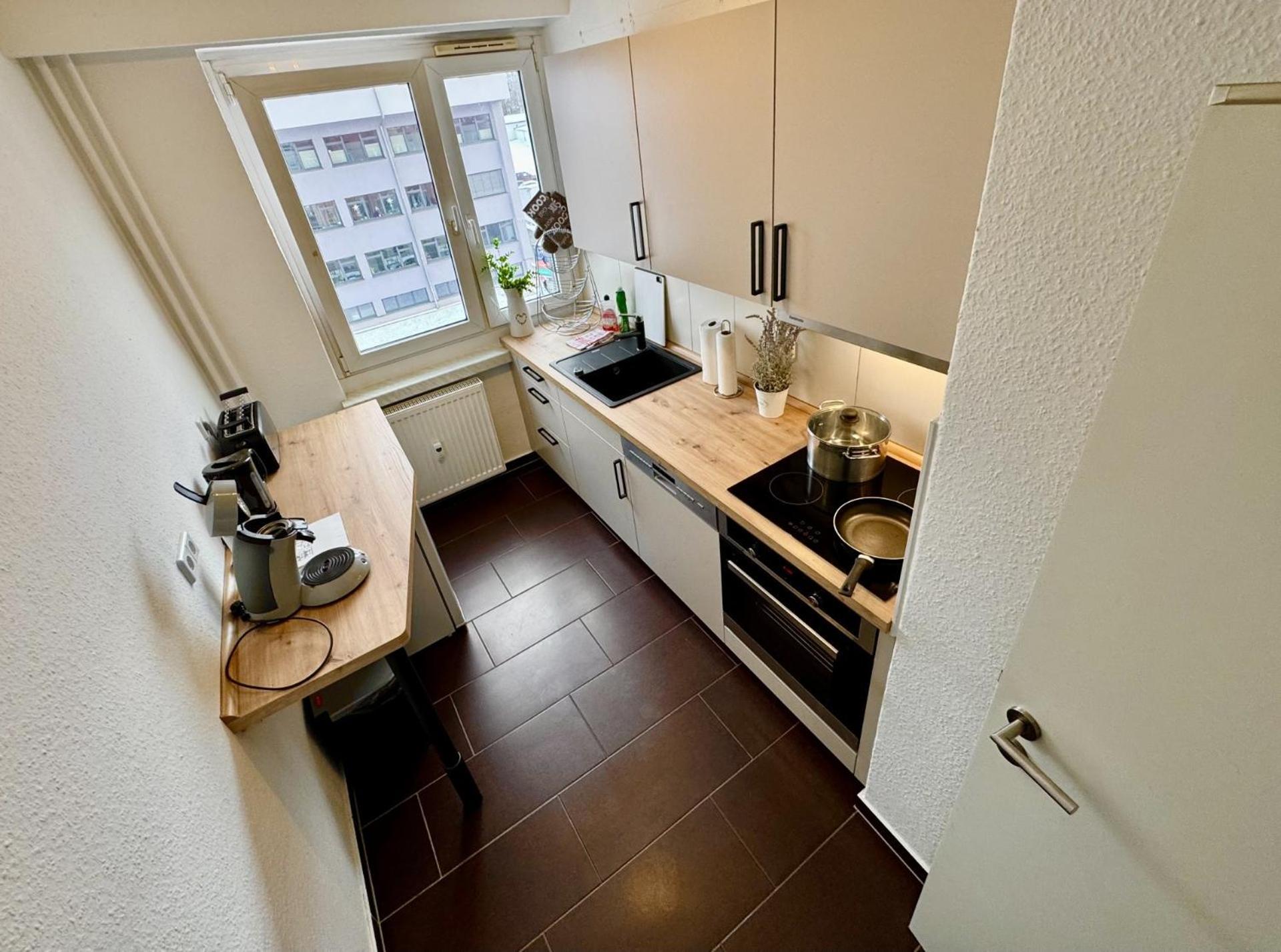 NEU: Queen-Size Bett im Zentrum: Gemütlich&hell Chemnitz Exterior foto